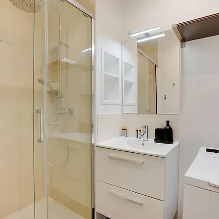 Modern - 2bdr 6p - 14e Апартаменты